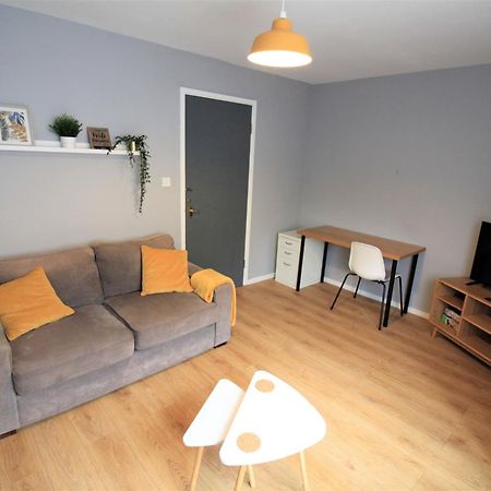 Hamilton House -3 Bed Close To Town, Drive Parking, 2 Toilets Newcastle upon Tyne Exterior foto
